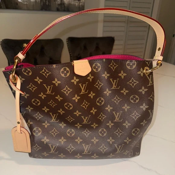 🔥🔥GRACEFUL PM AUTHENTIC BRAND NEW LOUIS VUITTON WITH DUST BAG! - Picture 2 of 12